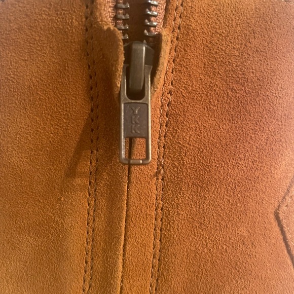 ISABEL MARANT
Dacken suede ankle boots NWT Size 38 - Picture 12 of 13